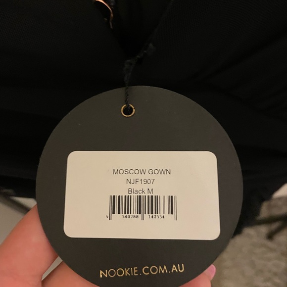 Nookie Moscow gown - Picture 4 of 8